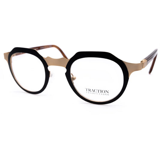 TRACTION PRODUCTION | AKITA ORNOIR - Les Frères Opticiens